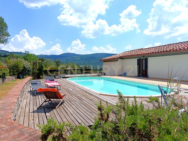 casa indipendente in vendita a Santa Fiora in zona Marroneto