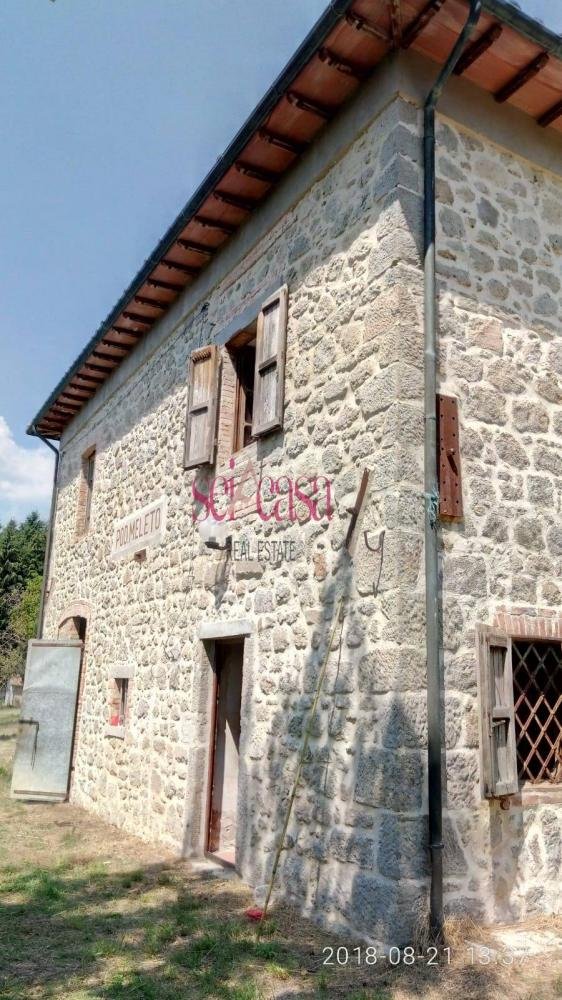 casa indipendente in vendita a Santa Fiora in zona Bagnore