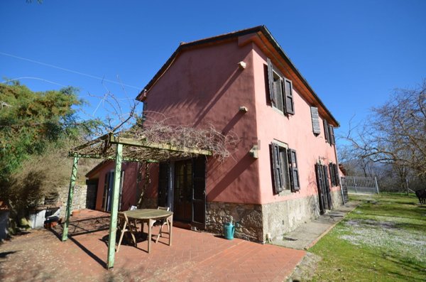 casale in vendita a Santa Fiora