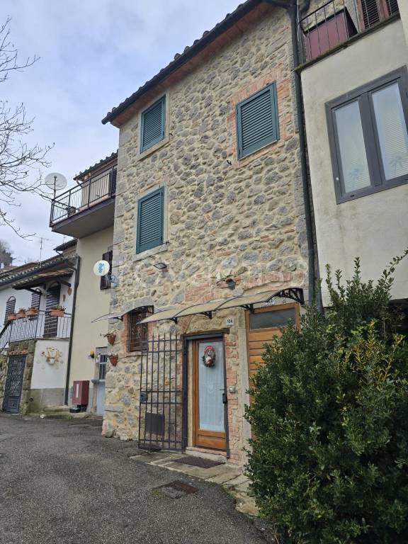 casa indipendente in vendita a Santa Fiora in zona Bagnore