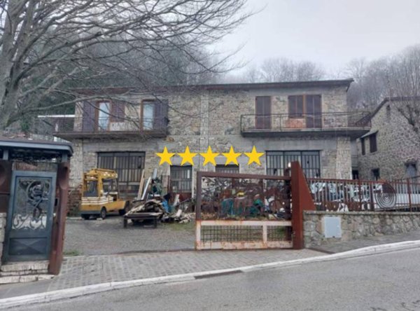 appartamento in vendita a Santa Fiora in zona Bagnolo