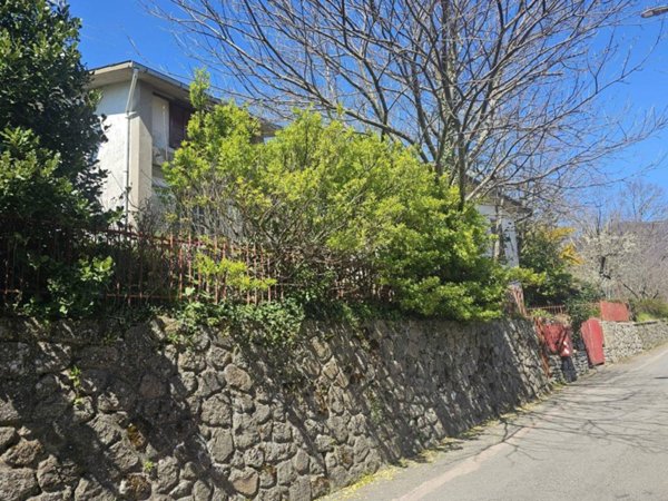 casa indipendente in vendita a Santa Fiora