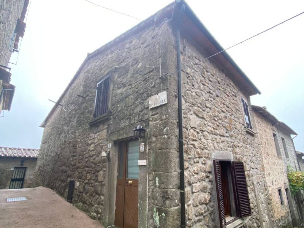 casa indipendente in vendita a Santa Fiora