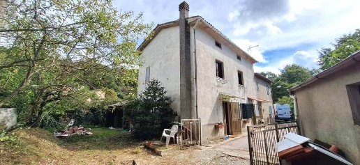 casa indipendente in vendita a Santa Fiora in zona Selva