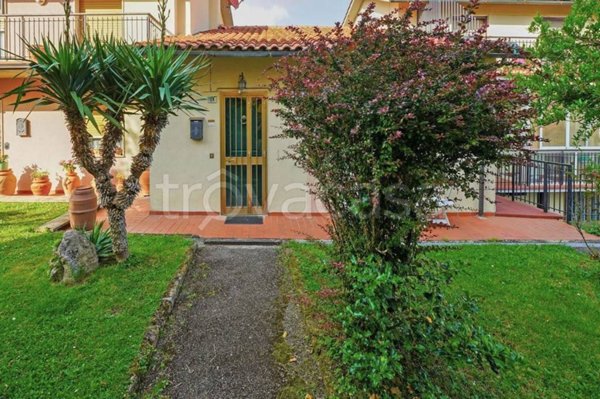 casa indipendente in vendita a Santa Fiora