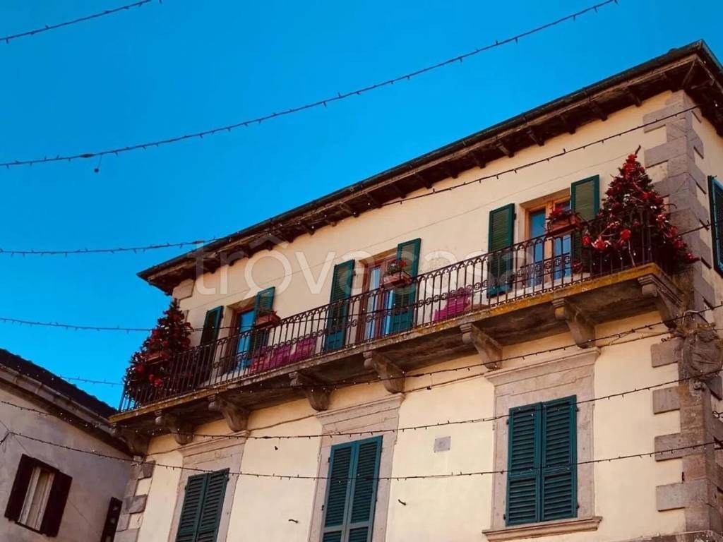 appartamento in vendita a Santa Fiora