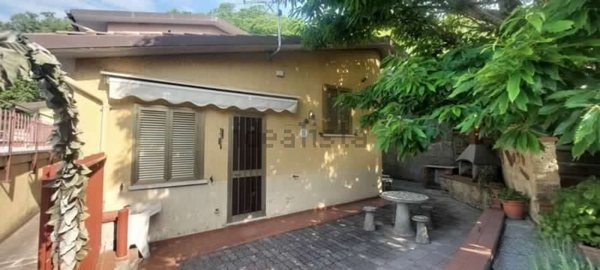 appartamento in vendita a Santa Fiora in zona Bagnolo