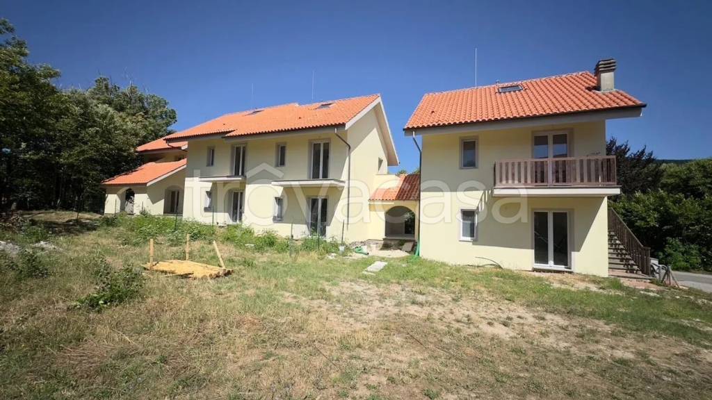 appartamento in vendita a Santa Fiora in zona Bagnolo