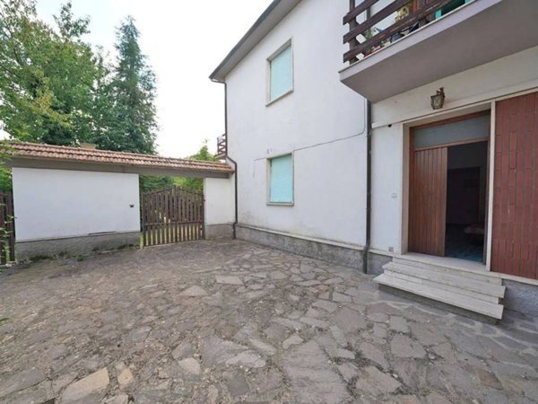 appartamento in vendita a Santa Fiora