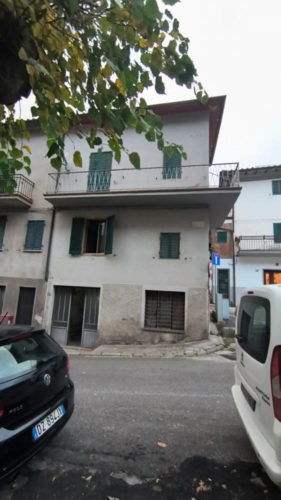 casa semindipendente in vendita a Santa Fiora