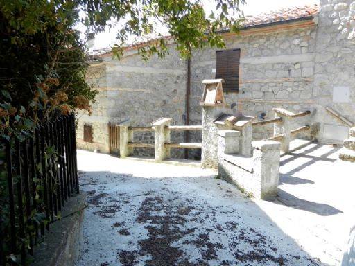 casa indipendente in vendita a Santa Fiora in zona Bagnolo