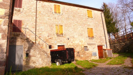 casa indipendente in vendita a Santa Fiora in zona Bagnolo