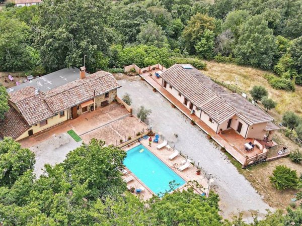 casa indipendente in vendita a Santa Fiora