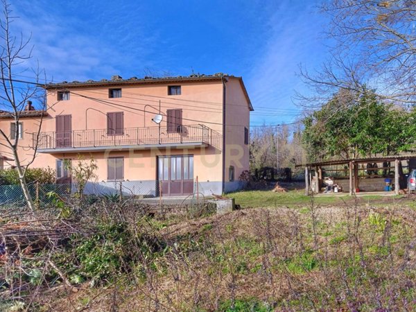 casa indipendente in vendita a Santa Fiora in zona Selva