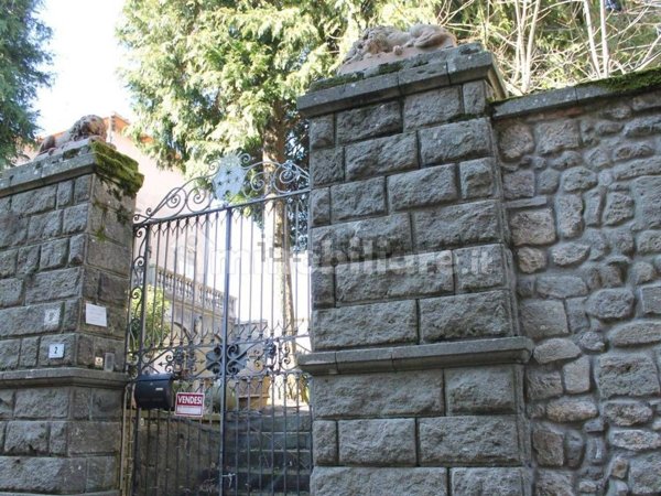 esavano in vendita a Santa Fiora