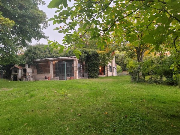 casa indipendente in vendita a Santa Fiora in zona Bagnolo