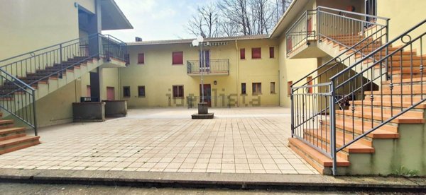 appartamento in vendita a Santa Fiora in zona Bagnolo