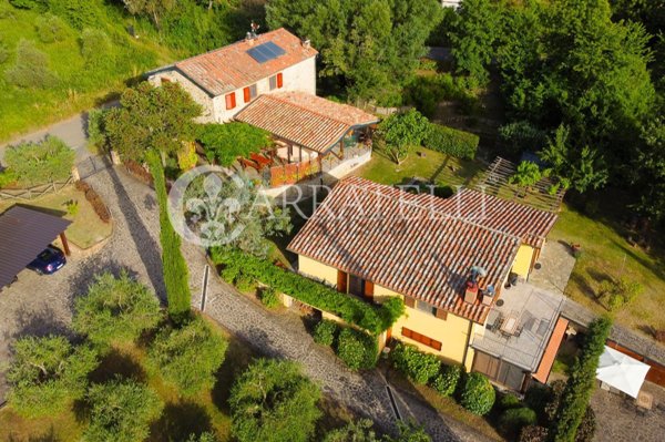 casa indipendente in vendita a Santa Fiora