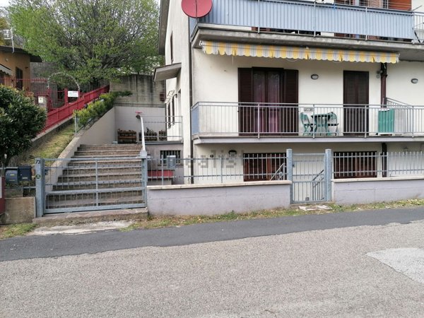 appartamento in vendita a Santa Fiora in zona Bagnolo