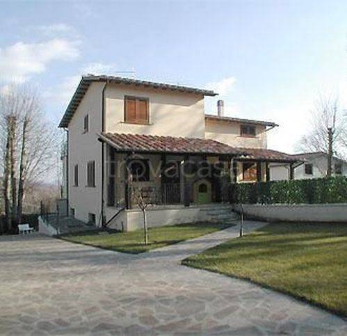 casa indipendente in vendita a Santa Fiora in zona Bagnore