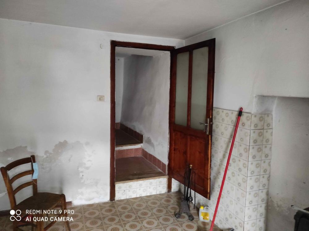locale di sgombero in vendita a Santa Fiora in zona Bagnolo