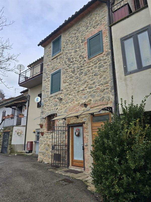 casa semindipendente in vendita a Santa Fiora in zona Bagnore