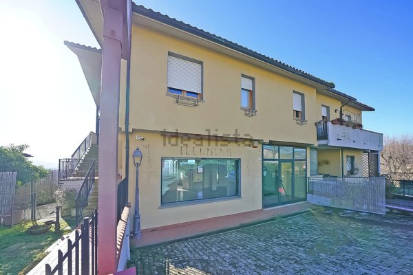appartamento in vendita a Santa Fiora in zona Marroneto