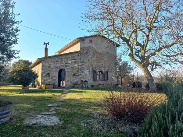 casa indipendente in vendita a Scansano
