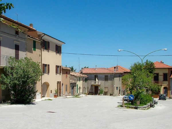 casa indipendente in vendita a Scansano in zona Murci