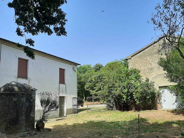 casa indipendente in vendita a Scansano