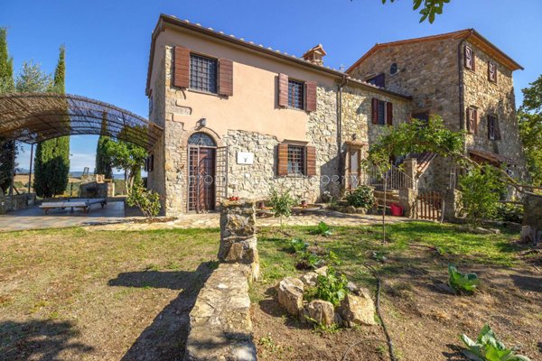 casa indipendente in vendita a Scansano