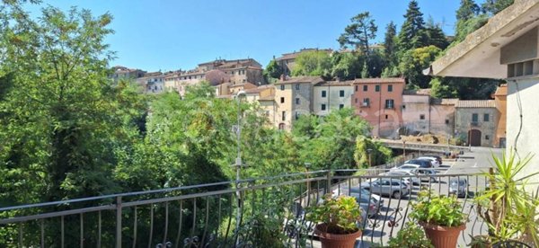 casa indipendente in vendita a Scansano