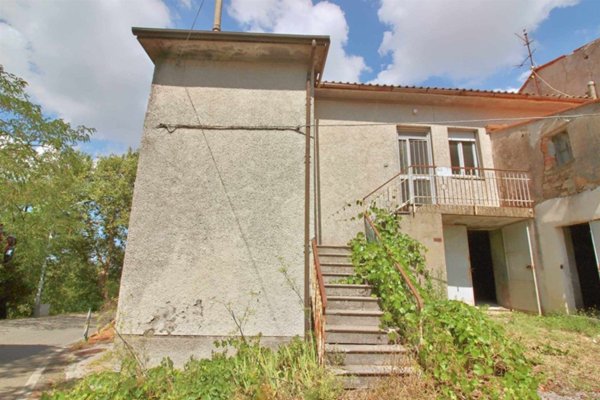 casa indipendente in vendita a Scansano in zona Poggioferro