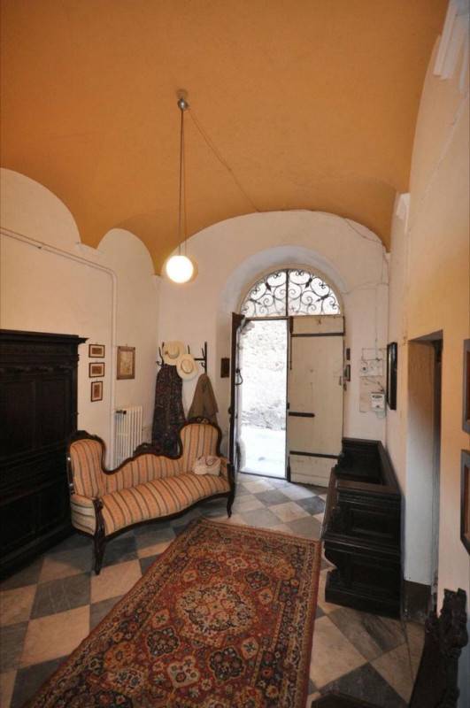 intera palazzina in vendita a Scansano