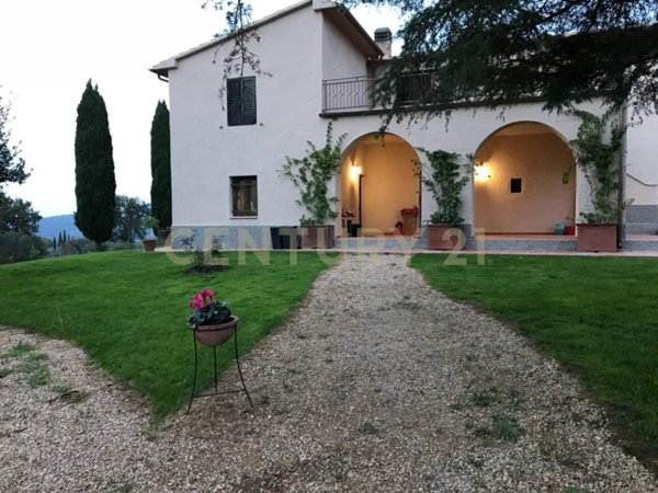 casa indipendente in vendita a Scansano in zona Montorgiali
