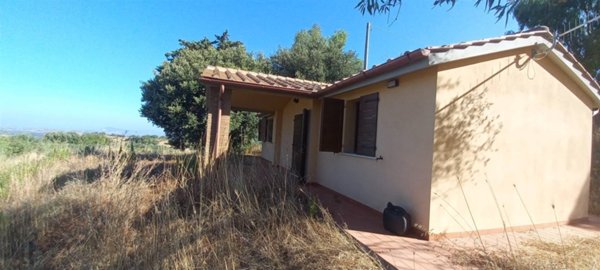 casa indipendente in vendita a Scansano