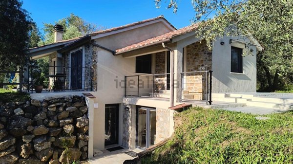 appartamento in vendita a Scansano