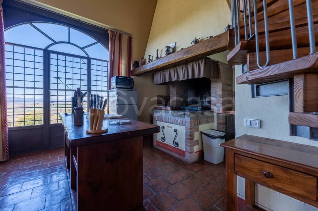 casa indipendente in vendita a Scansano
