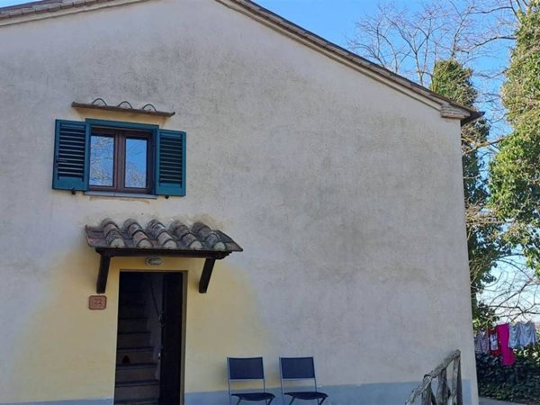 casa indipendente in vendita a Scansano in zona Murci