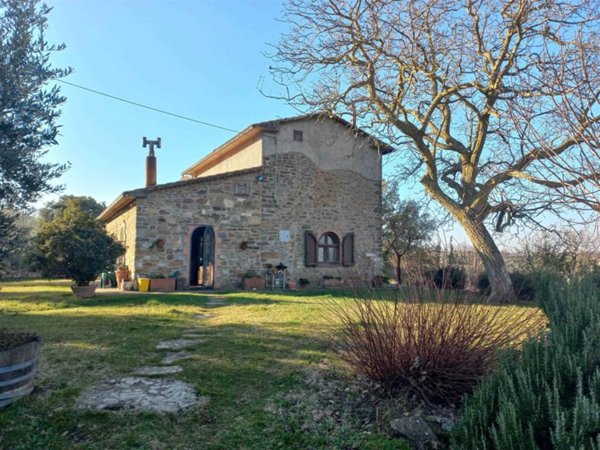 casa indipendente in vendita a Scansano in zona Pancole