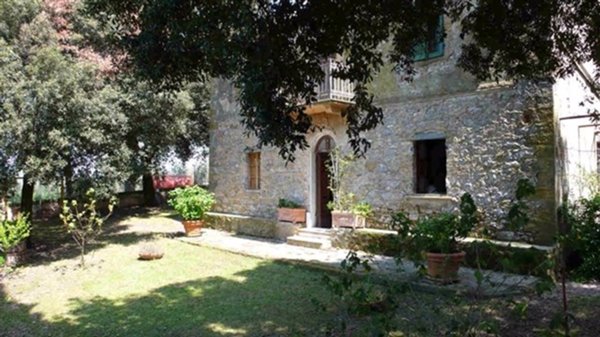 casa indipendente in vendita a Scansano