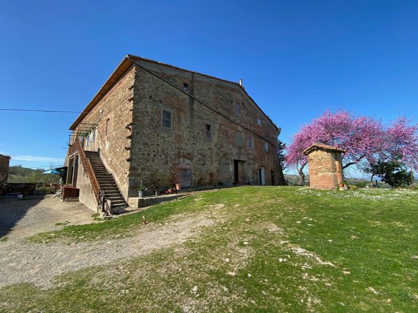 casa indipendente in vendita a Scansano