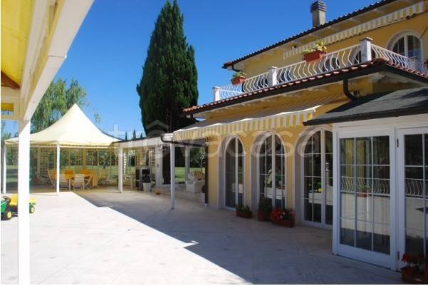 casa indipendente in vendita a Scansano in zona Pomonte