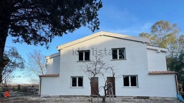 casa indipendente in vendita a Scansano
