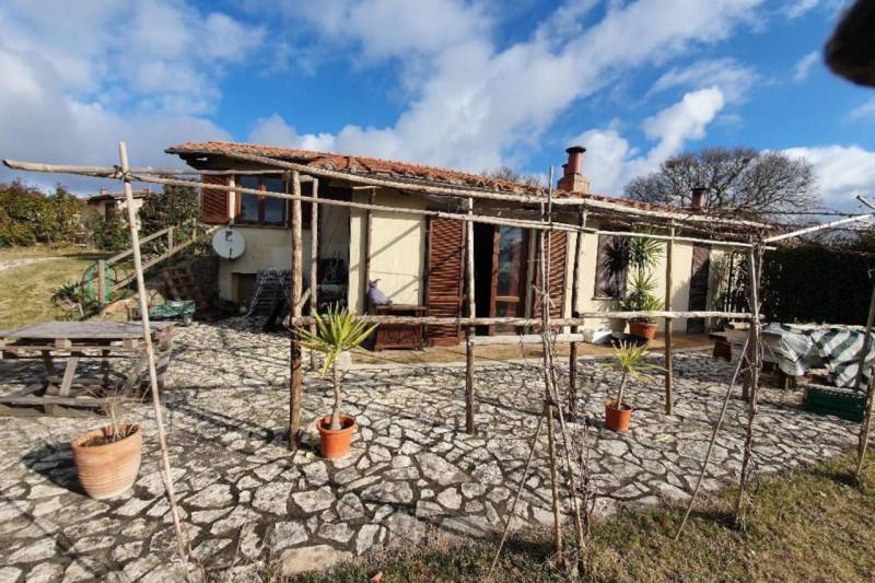 casa indipendente in vendita a Scansano