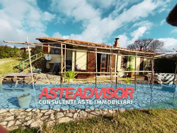 casa indipendente in vendita a Scansano