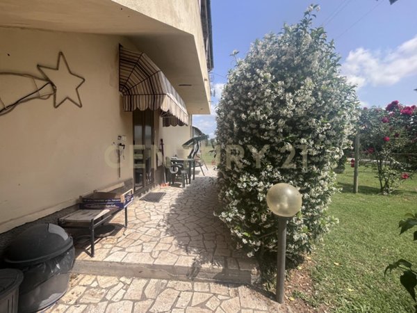 appartamento in vendita a Scansano in zona Pomonte