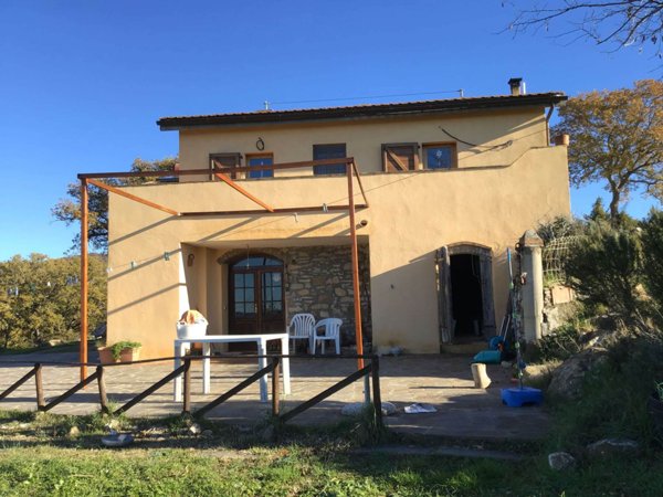 casa indipendente in vendita a Scansano in zona Pancole