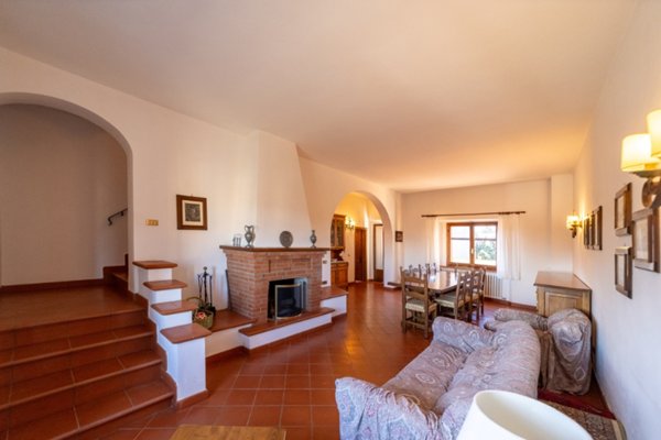 casa semindipendente in vendita a Scansano in zona Murci