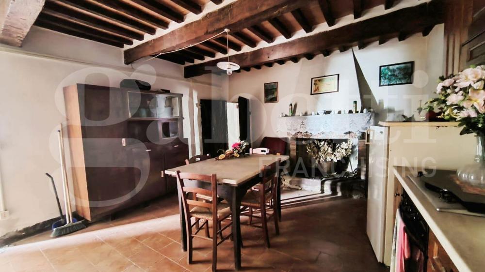 appartamento in vendita a Scansano in zona Poggioferro